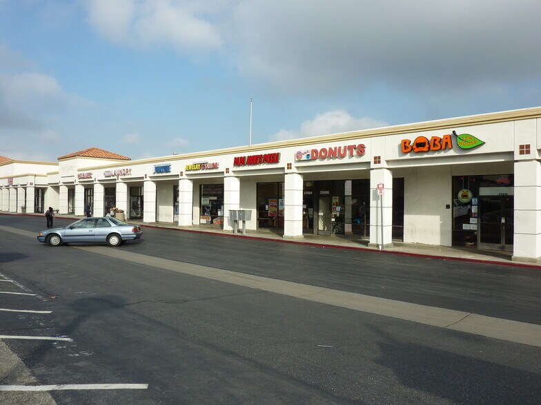 25538-25698 Barton Rd, Loma Linda, CA à louer - Photo du bâtiment - Image 2 de 5