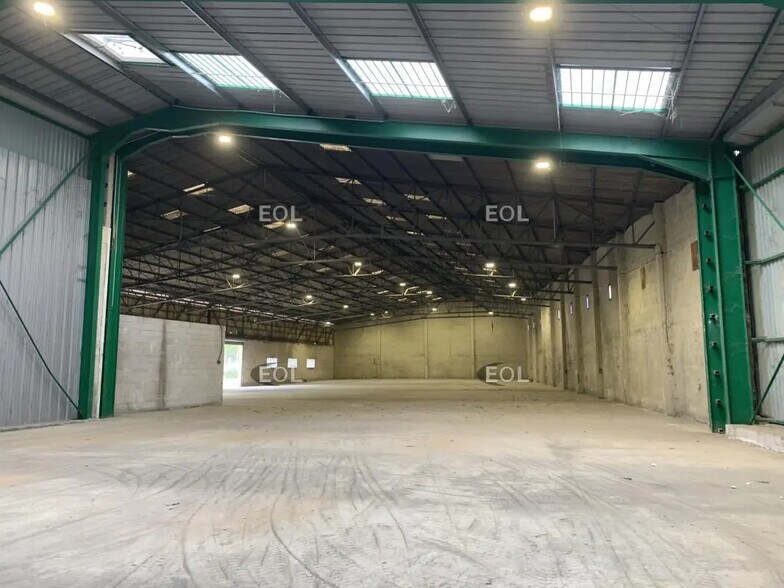 Flex dans Bouc-Bel-Air à louer - Photo du bâtiment - Image 3 de 18