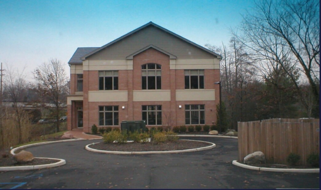 101 Chestnut Ridge Rd, Montvale, NJ à louer Photo principale- Image 1 de 2