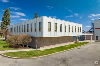 2680 Queensview Dr, Ottawa, ON for lease Building Photo- Image 2 of 5