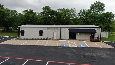 100 Van Worth St, Mansfield, TX à louer Photo intérieure- Image 1 de 8