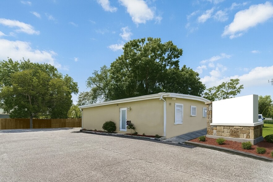 1313 Croton Rd, Melbourne, FL for lease - Building Photo - Image 1 of 20