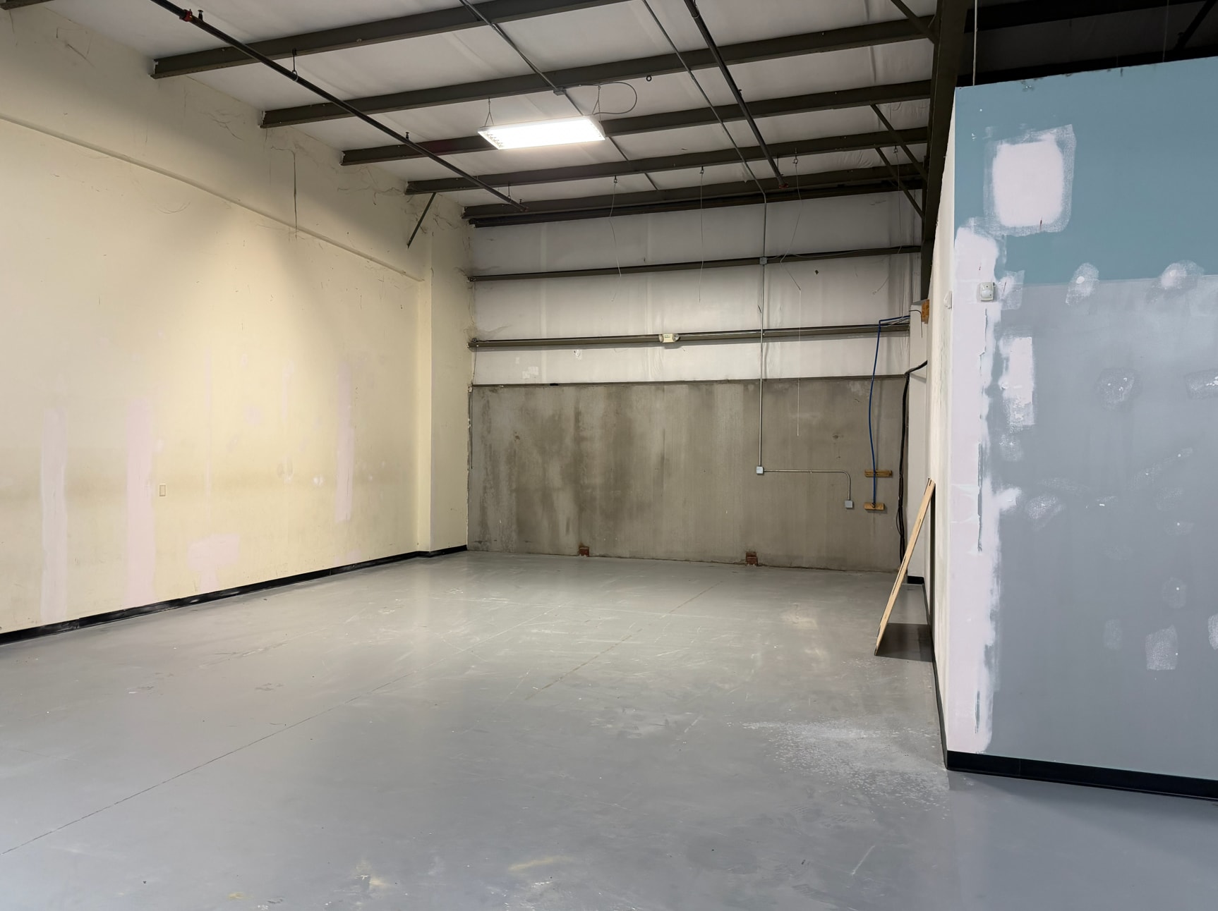 202 Bourne Blvd, Savannah, GA for lease Interior Photo- Image 1 of 6