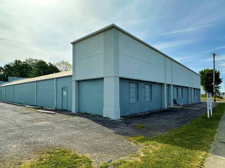 4302-4306 N Dixie Dr, Dayton, OH à vendre - Photo du bâtiment - Image 3 de 16