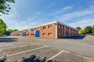 Plus de détails pour Bureau, Local d'activités à louer