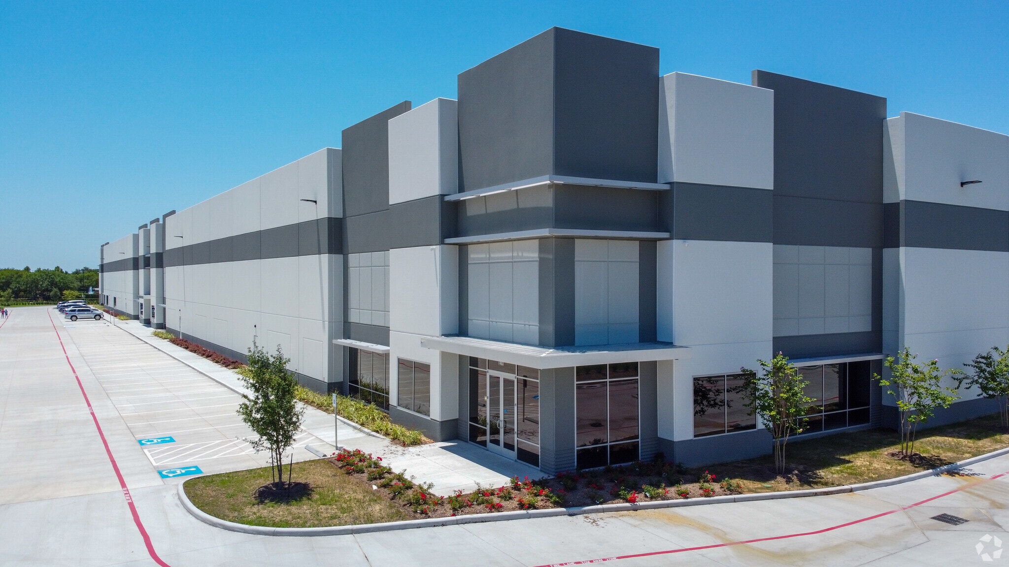 1403 Gillingham Ln, Sugar Land, TX for lease Building Photo- Image 1 of 8