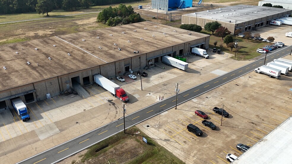 9101-9431 Slack Rd, Shreveport, LA for lease - Building Photo - Image 2 of 5