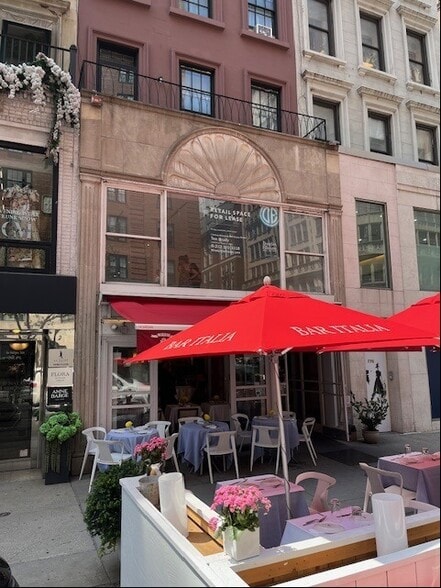 768 Madison Ave, New York, NY for lease - Building Photo - Image 3 of 6