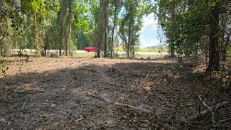 Plus de détails pour 414 Highway 105, Liberty, TX - Terrain à vendre
