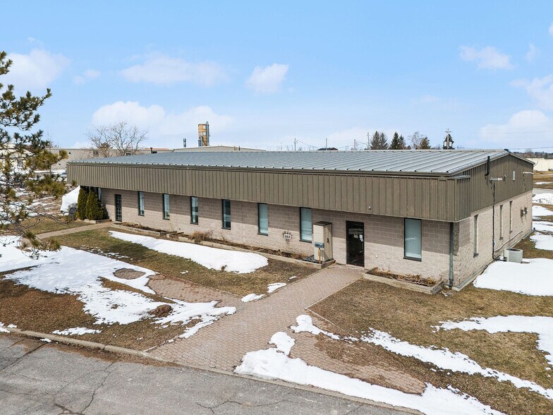 21 Jackson Ln, Mcnab/braeside, ON for lease - Building Photo - Image 3 of 7