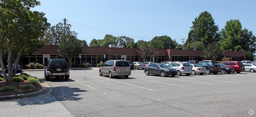 5-7 Oak Branch Dr, Greensboro, NC for sale - Building Photo - Image 1 of 6