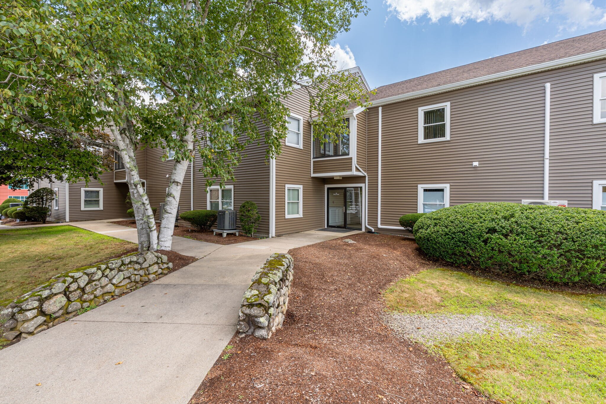 45 Stiles Rd, Salem, NH for sale Building Photo- Image 1 of 1