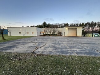 Plus de détails pour 290 Industrial Drive dr, Waupaca, WI - Industriel à vendre