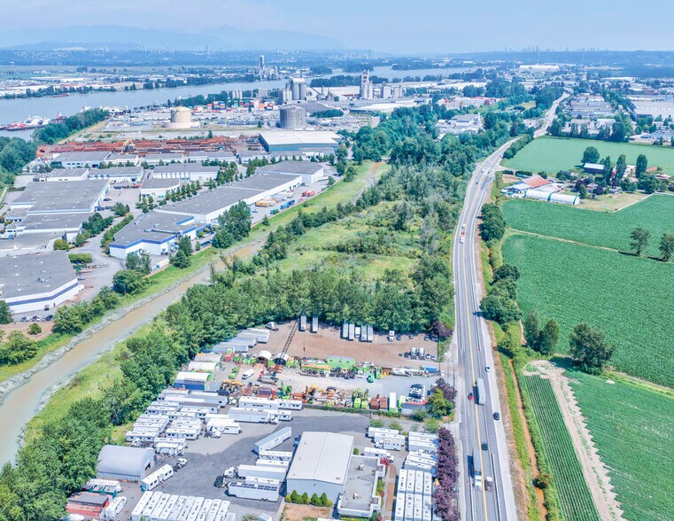 6581 River Rd, Delta, BC à louer - Photo du bâtiment - Image 3 de 4