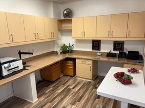 4403 Manchester Ave, Encinitas, CA for lease Interior Photo- Image 2 of 7