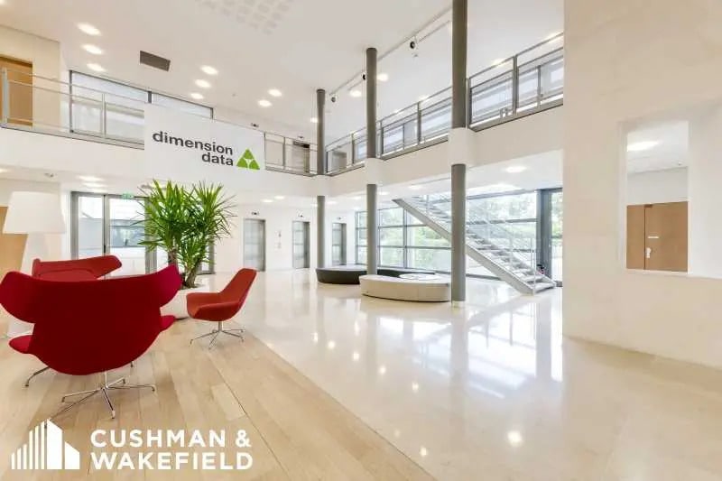 3 Rue Saarinen, Rungis à louer - Hall d’entrée - Image 3 de 12