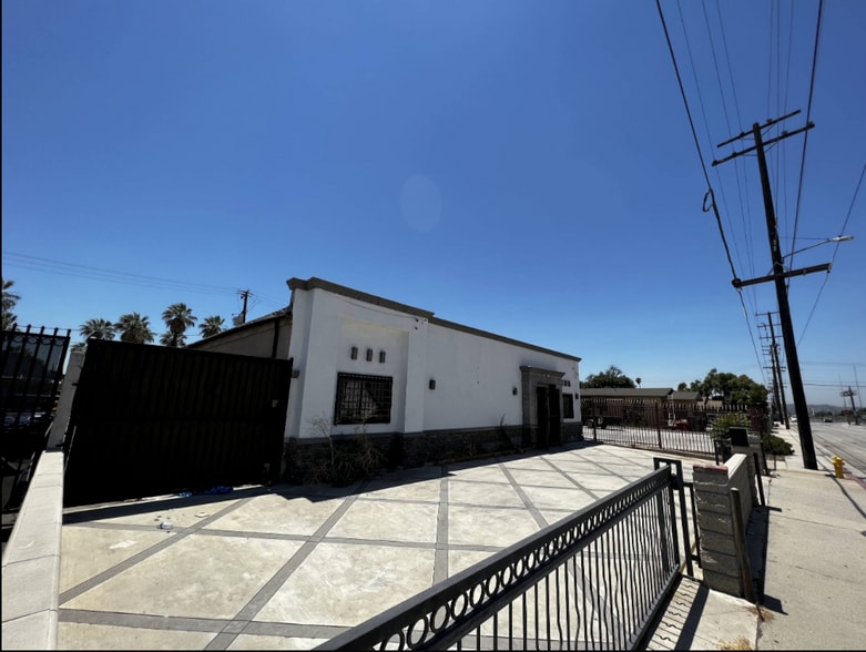 1044 W 1st St, Pomona, CA for lease - Building Photo - Image 1 of 3