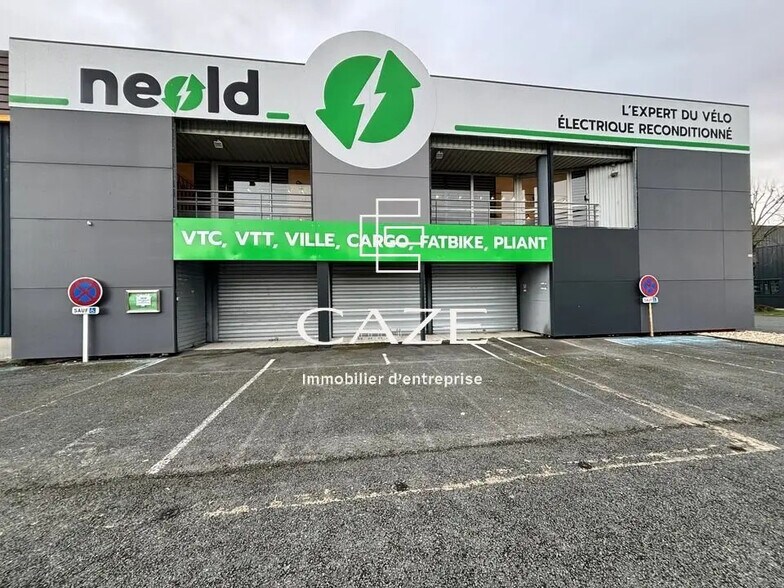 Flex dans Bordeaux à louer - Photo du bâtiment - Image 2 de 10