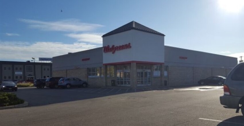 110 E Broadway, Fulton, NY à louer - Photo du bâtiment - Image 2 de 4