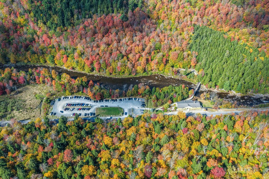 4671 NY-86, Wilmington, NY à vendre - Photo du bâtiment - Image 2 de 45