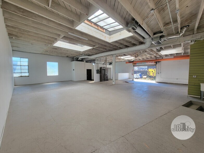 2315 Jesse St, Los Angeles, CA for lease - Building Photo - Image 3 of 10