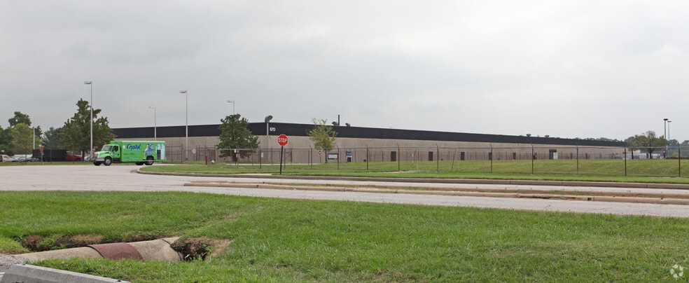 670 Chesapeake Park Plz, Middle River, MD for lease - Building Photo - Image 3 of 8