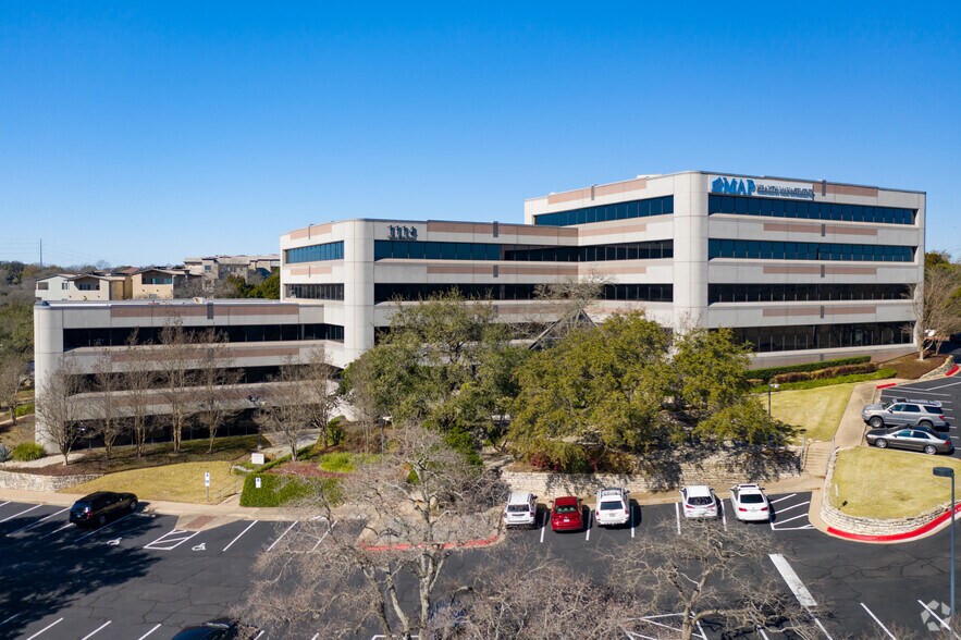 1114 Lost Creek Blvd, Austin, TX à louer - Photo principale - Image 1 de 5