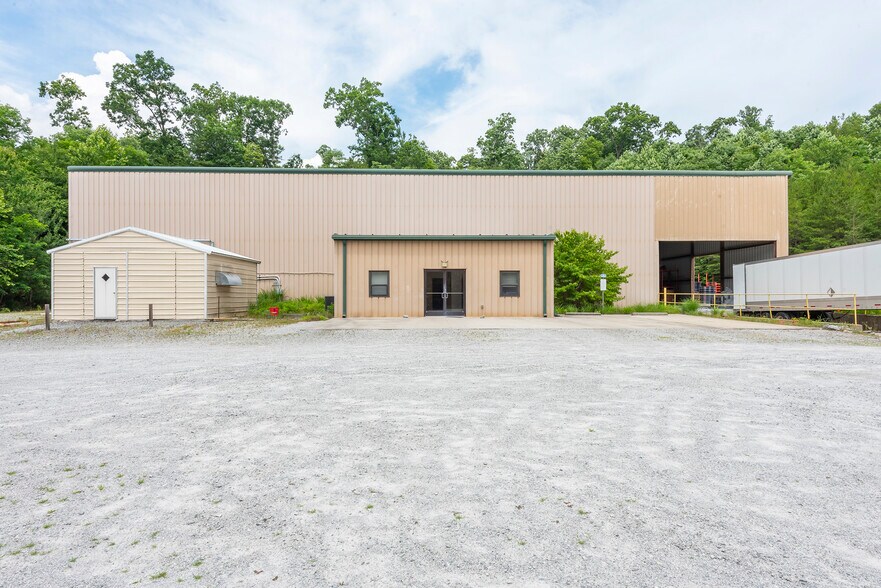 45 Spiral Rd, Arden, NC à vendre - Photo du bâtiment - Image 2 de 22
