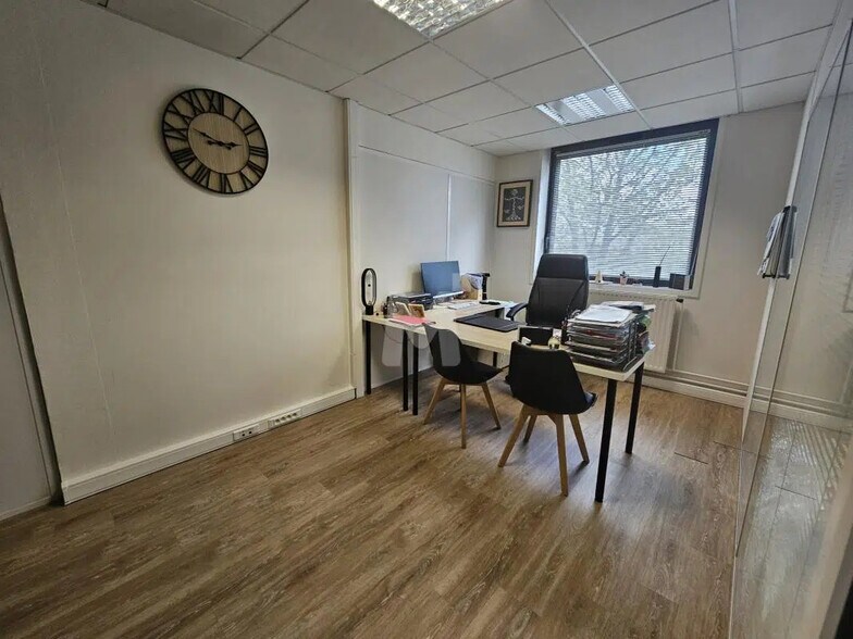 Office in Évry-Courcouronnes for lease - Interior Photo - Image 3 of 6
