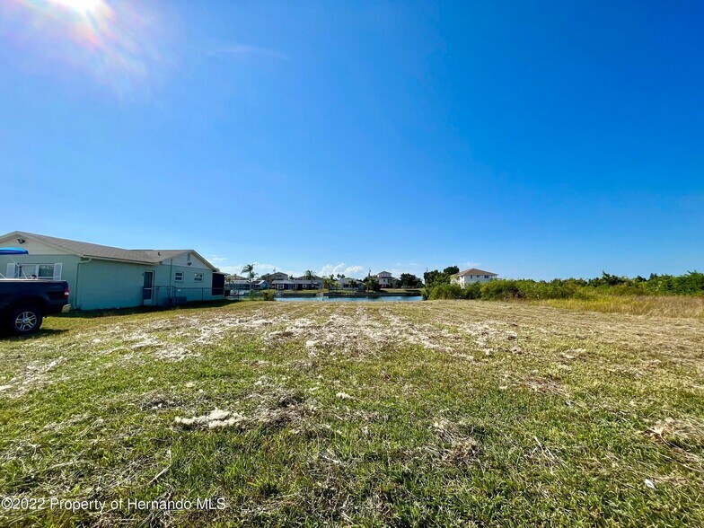 0 Poinsetta, Hernando Beach, FL à vendre - Photo du bâtiment - Image 3 de 8