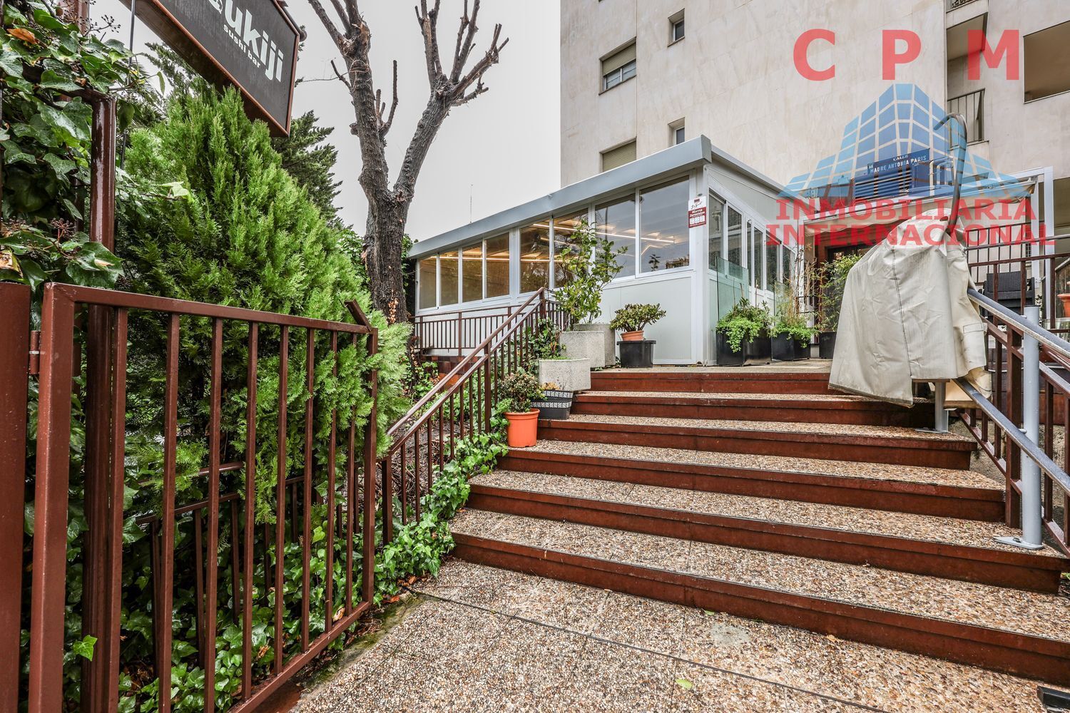 Retail in Madrid, Madrid for lease Interior Photo- Image 1 of 24