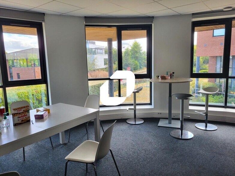 Bureau dans Lezennes à louer - Photo intérieure - Image 2 de 7