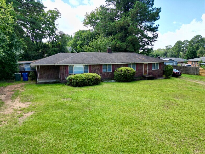 819 Arrowwood Rd, Columbia, SC for sale - Primary Photo - Image 1 of 1