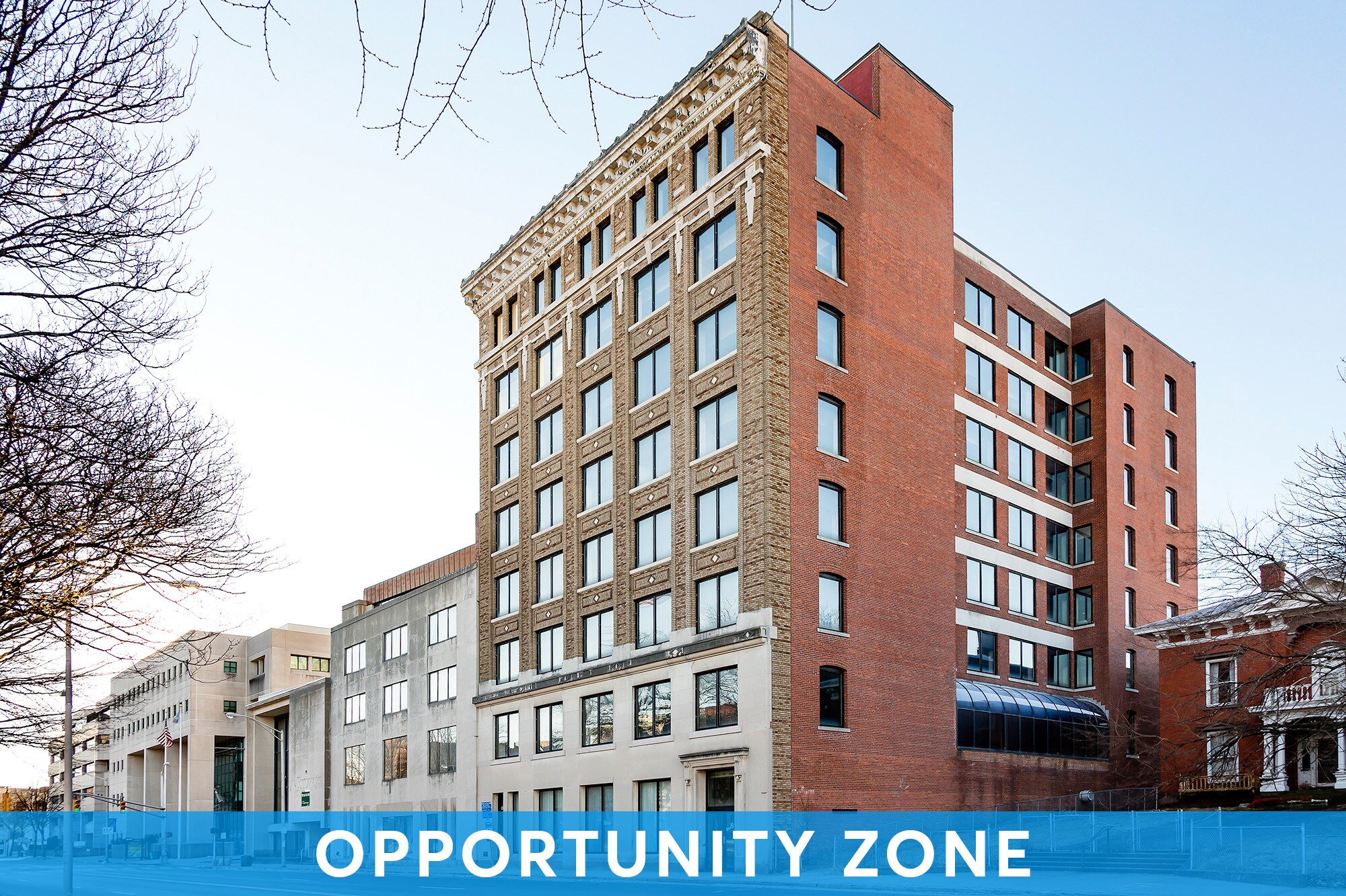 81-119 W Main St, Waterbury, CT à vendre Photo du bâtiment- Image 1 de 6