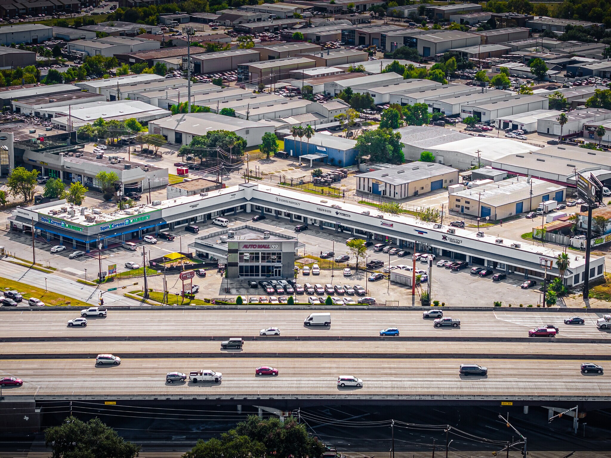 9615-9695 Southwest Fwy, Houston, TX à louer Aérien- Image 1 de 13