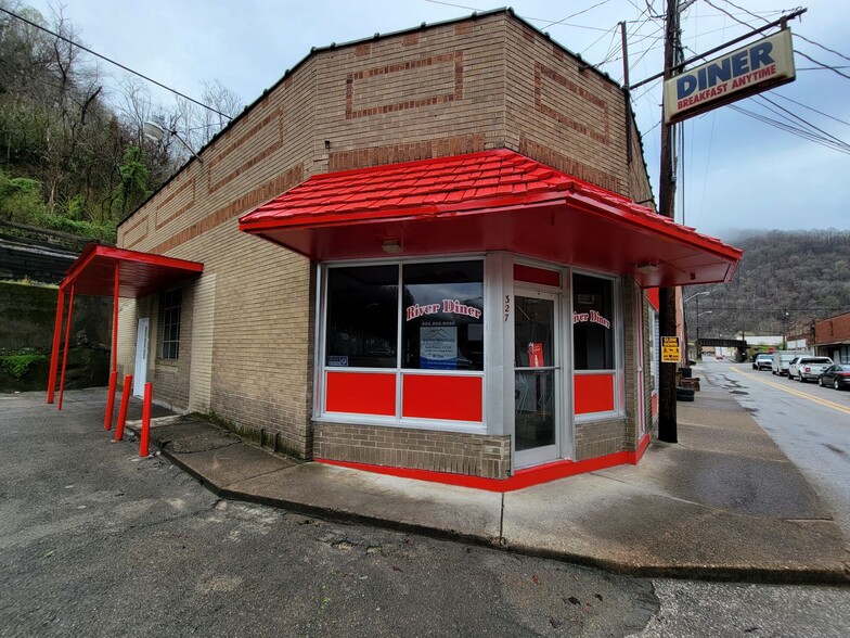 171 Main Street, Gauley Bridge, WV for sale - Building Photo - Image 1 of 1