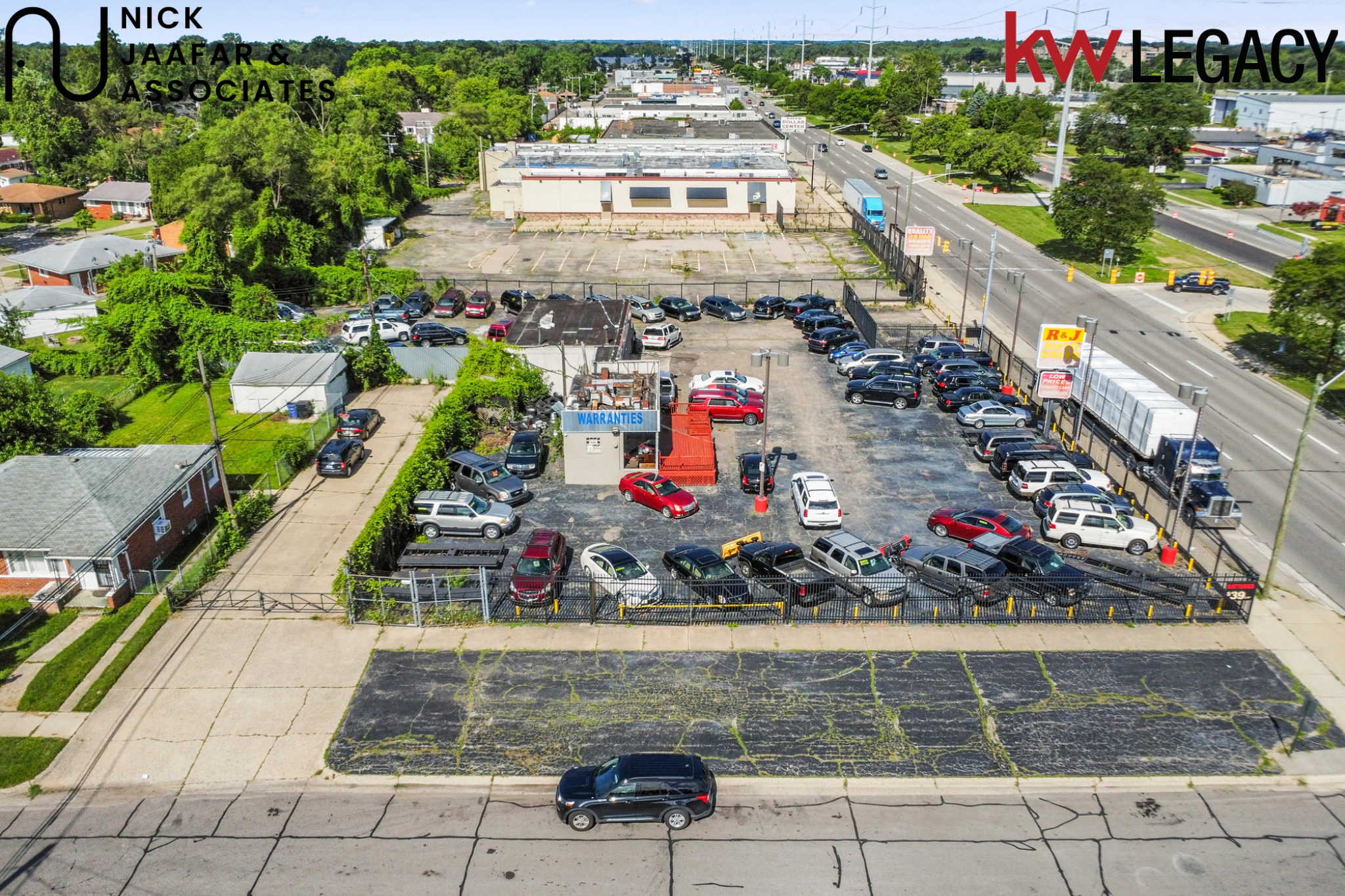 21101 W 8 Mile Rd, Detroit, MI for sale Building Photo- Image 1 of 21