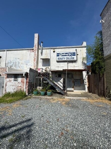 519 S Elm St, Greensboro, NC for lease - Building Photo - Image 3 of 16