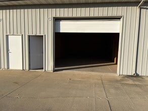 606 S Staley Rd, Champaign, IL à louer Photo intérieure- Image 2 de 2