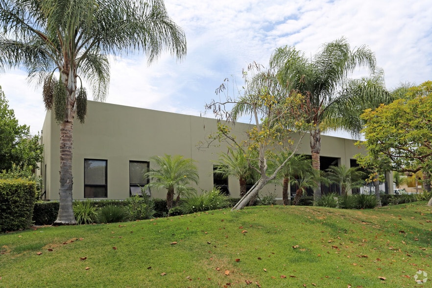 16722 Hale Ave, Irvine, CA for lease - Building Photo - Image 3 of 3