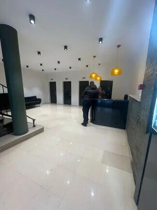 Plus de détails pour 336-340 Rue Saint-Honoré, Paris - Bureau à louer