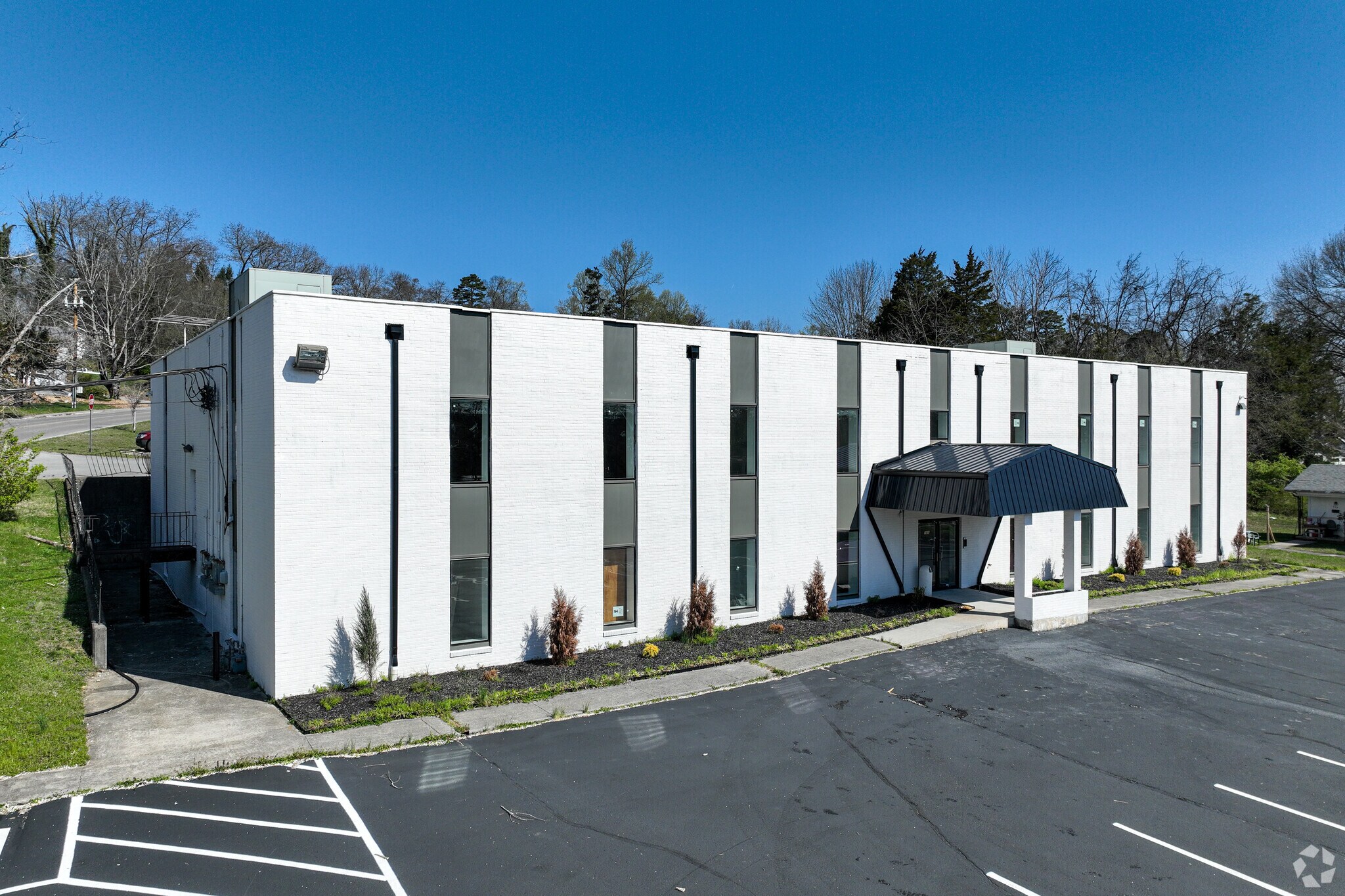 101 E Tennessee Ave, Oak Ridge, TN à louer Photo du bâtiment- Image 1 de 6