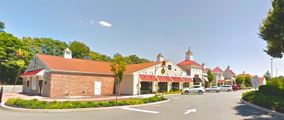 333-345 W Main St, Leola, PA à vendre - Photo du bâtiment - Image 3 de 6