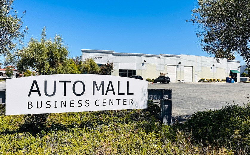 43652 S Grimmer Blvd, Fremont, CA à louer - Photo du bâtiment - Image 3 de 7