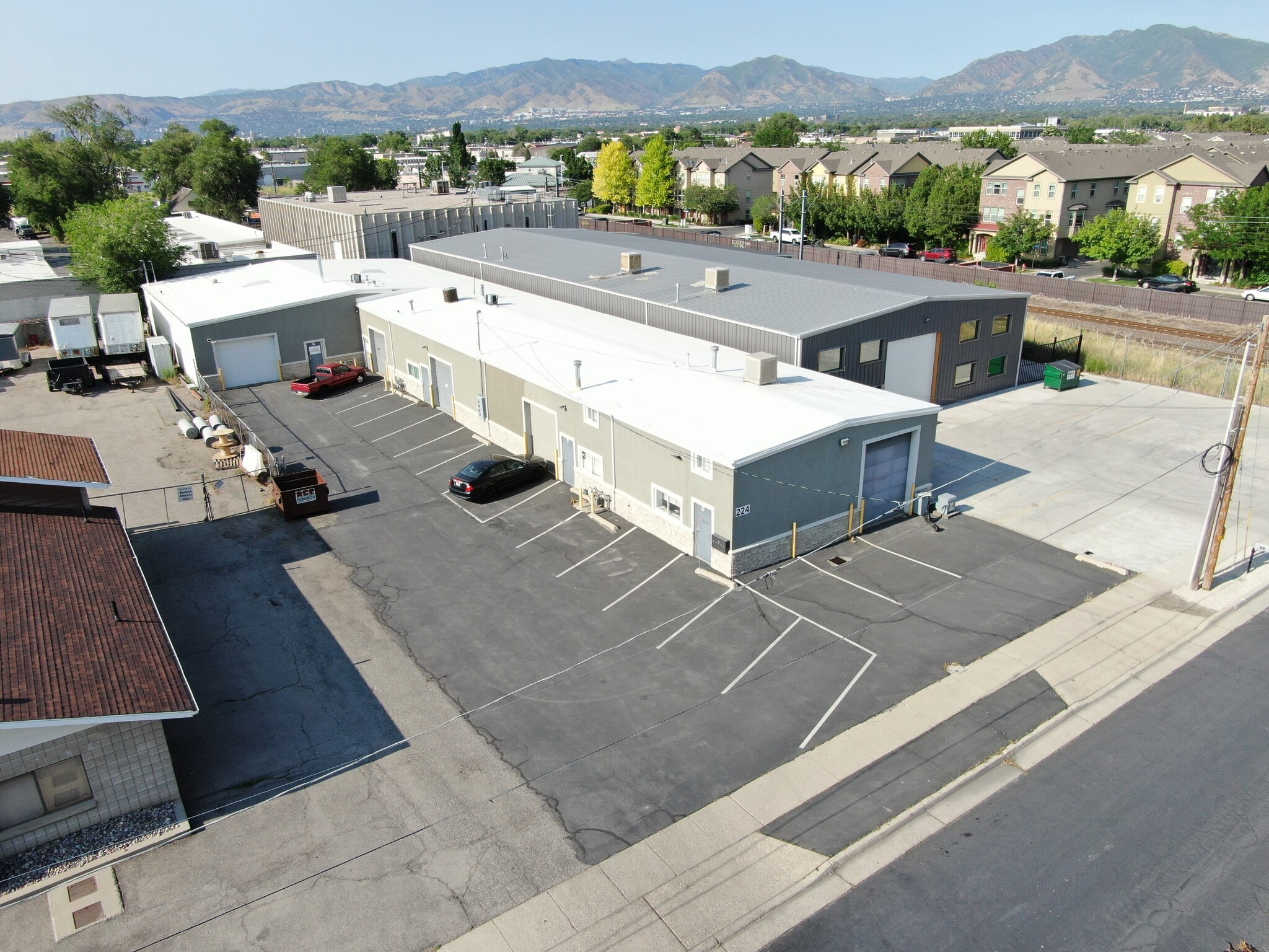 224 W Plymouth Ave, South Salt Lake, UT à vendre Photo intérieure- Image 1 de 3