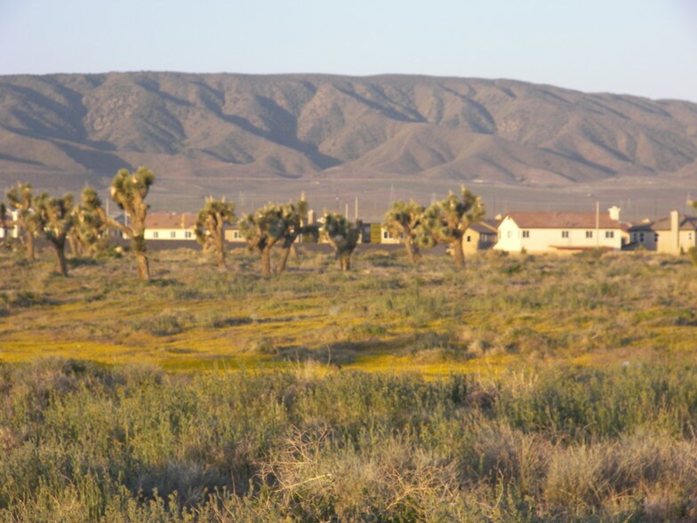 Avenue K, Lancaster, CA for sale - Building Photo - Image 1 of 6