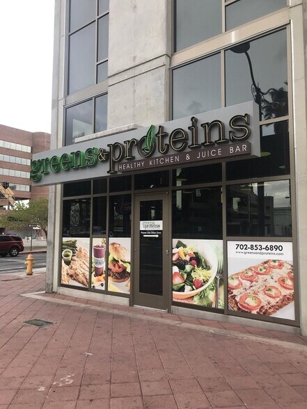 353 E Bonneville Ave, Las Vegas, NV à vendre - Photo du bâtiment - Image 1 de 33