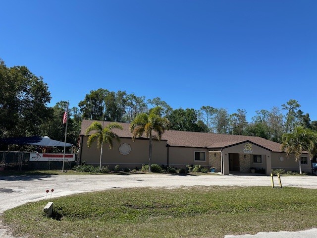 13410 Shire Ln, Fort Myers, FL for sale - Building Photo - Image 1 of 10