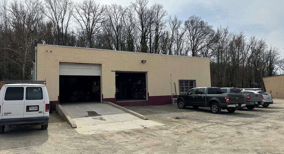 2031 Jennie Scher Rd, Richmond, VA for lease - Building Photo - Image 2 of 4