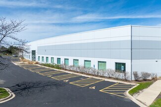 Plus de détails pour 2520 Diehl Rd, Aurora, IL - Industriel à louer